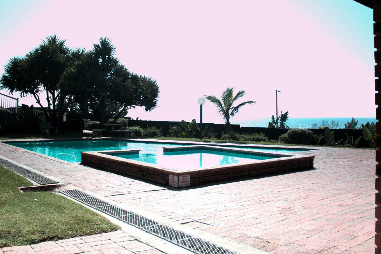Laguna 75 Uvongo Beach Dış mekan fotoğraf